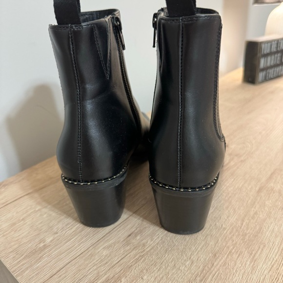 Deltan Pippa Boots - Picture 3 of 7